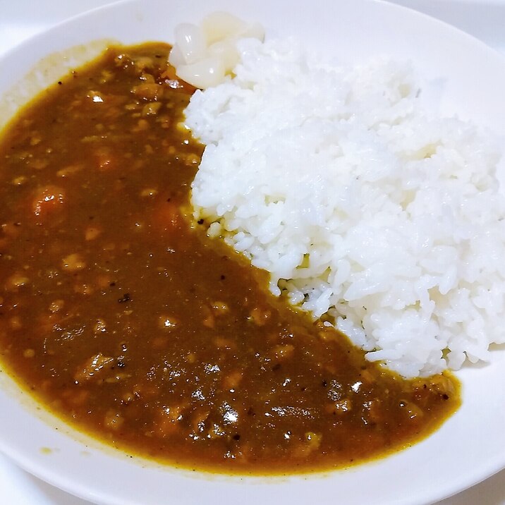 豚の荒挽きミンチでカレーライス